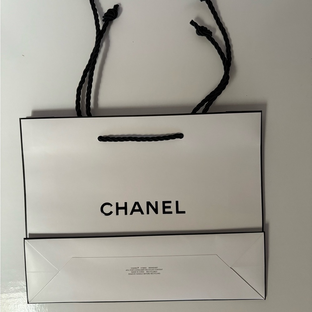 CHANEL Authentic Shopping Gift Bag - Picture 2 of 9
